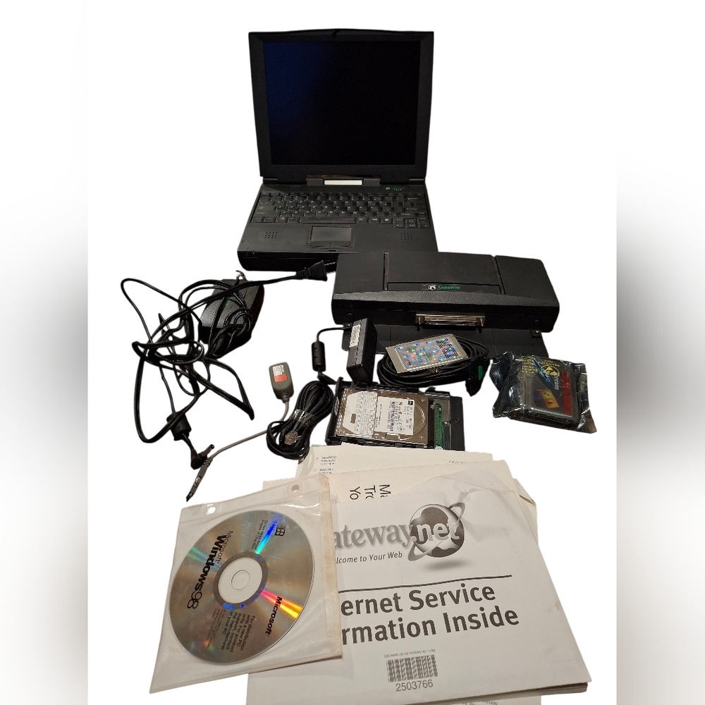 Gateway Solo 2500 Windows 95 Laptop,Charger,Restore Disks,98se Upgrade,Office +